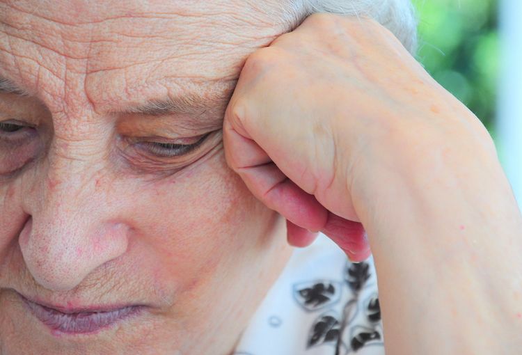 Alzheimer's - Alzheimer's: symptoms and stages