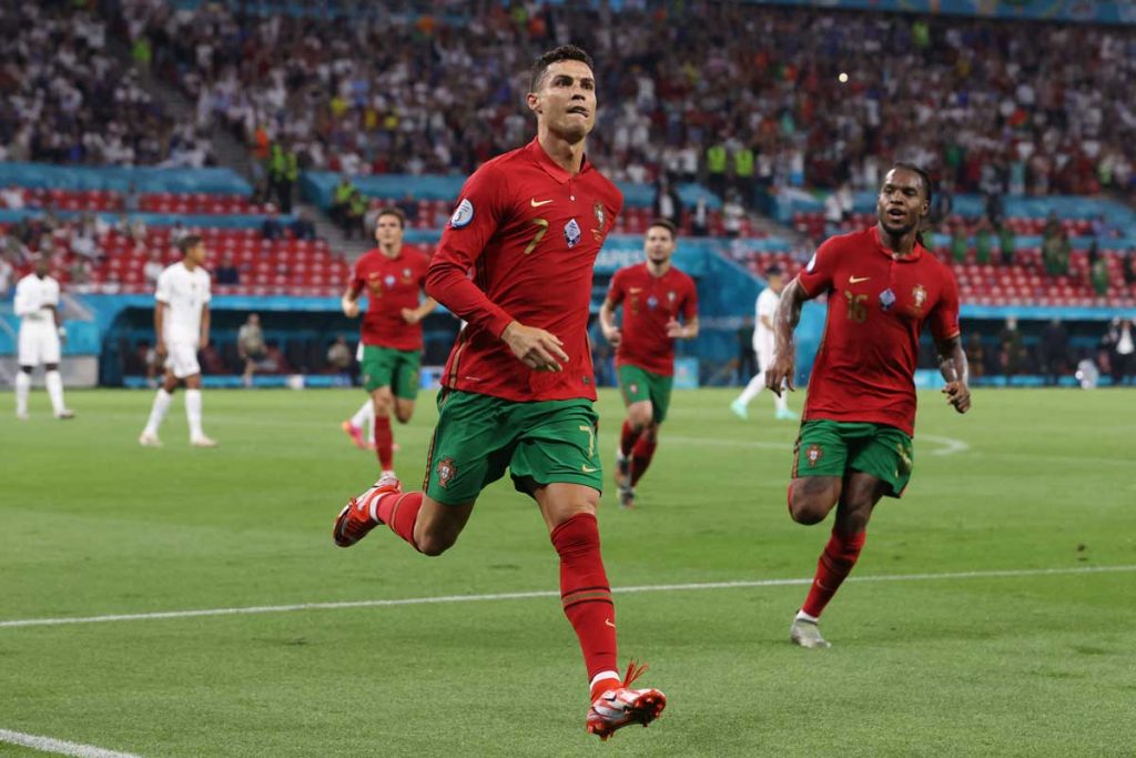 Portugal's Cristiano Ronaldo feiert bei der UEFA EURO 2020 ein sehr erfolgreiches Turnier! (Photo by BERNADETT SZABO / POOL / AFP)