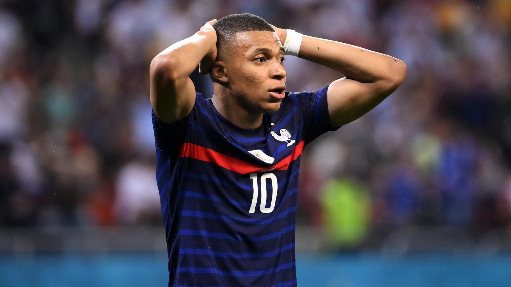 EM - Kylian Mbappe apologizes after France missed a penalty against Switzerland: 'failure'