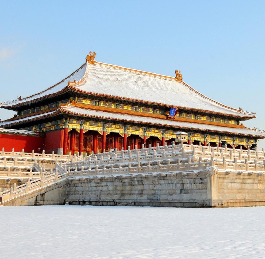HANDOUT - CAPTION The traditional Chinese architecture of the Forbidden City is covered in snow.  Credit Jin Wang, Palace Museum use restrictions, please indicate the owner of the article when publishing.  Reporters may use this material freely as part of their news coverage, with appropriate attribution.  These materials may not be modified or altered.  ACHTUNG: Frei nur zur redaktionellen Verwendung im Zusammenhang mit der Berichterstattung uber die Studie bei Nennung des Credits: Jin Wang, The Palace Museum Foto: Jin Wang, The Palace Museum