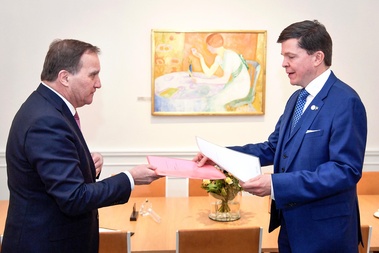 Swedish Prime Minister Löfven submits his resignation to Parliament Speaker Norlin