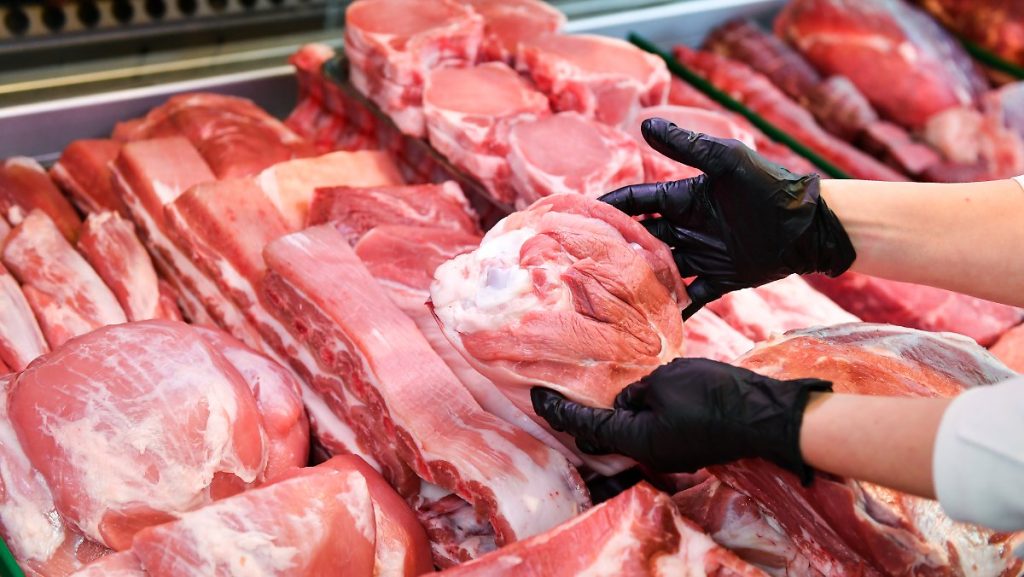 Statistical context: Meat trade makes consumers sick