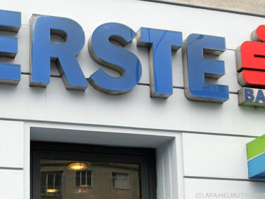 The exit of the Spanish bank from Erste Group - Economy -