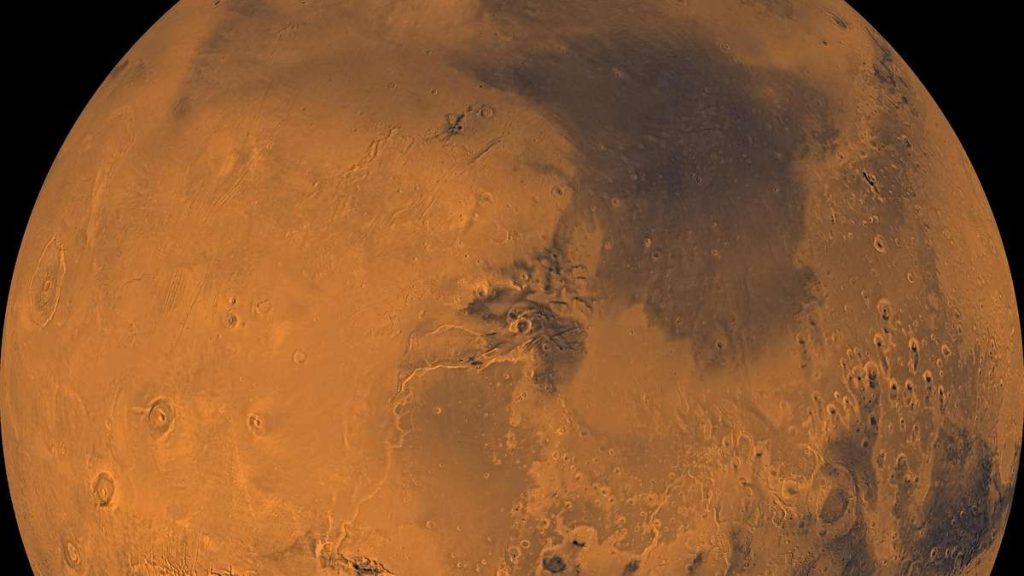 Mars: NASA spacecraft solves ancient mystery - 'treasure chest' discovered