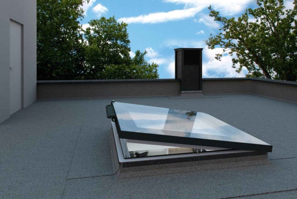New FAKRO DEF Solar . flat roof window