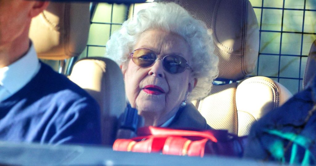 Queen Elizabeth II: expert on meeting the great-granddaughter, Lillipet