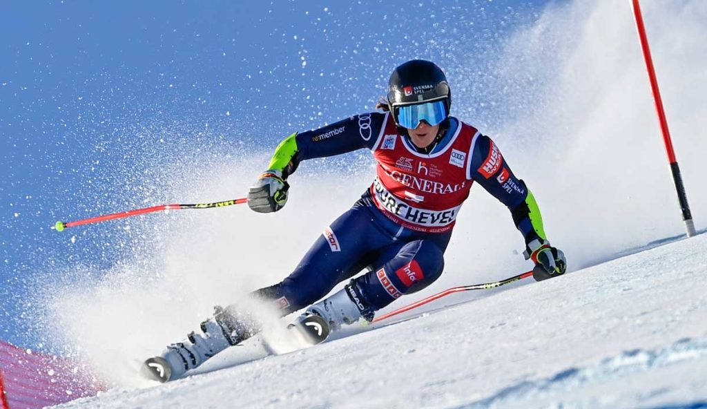 Women's giant slalom in Lenzerheide is now live on tape