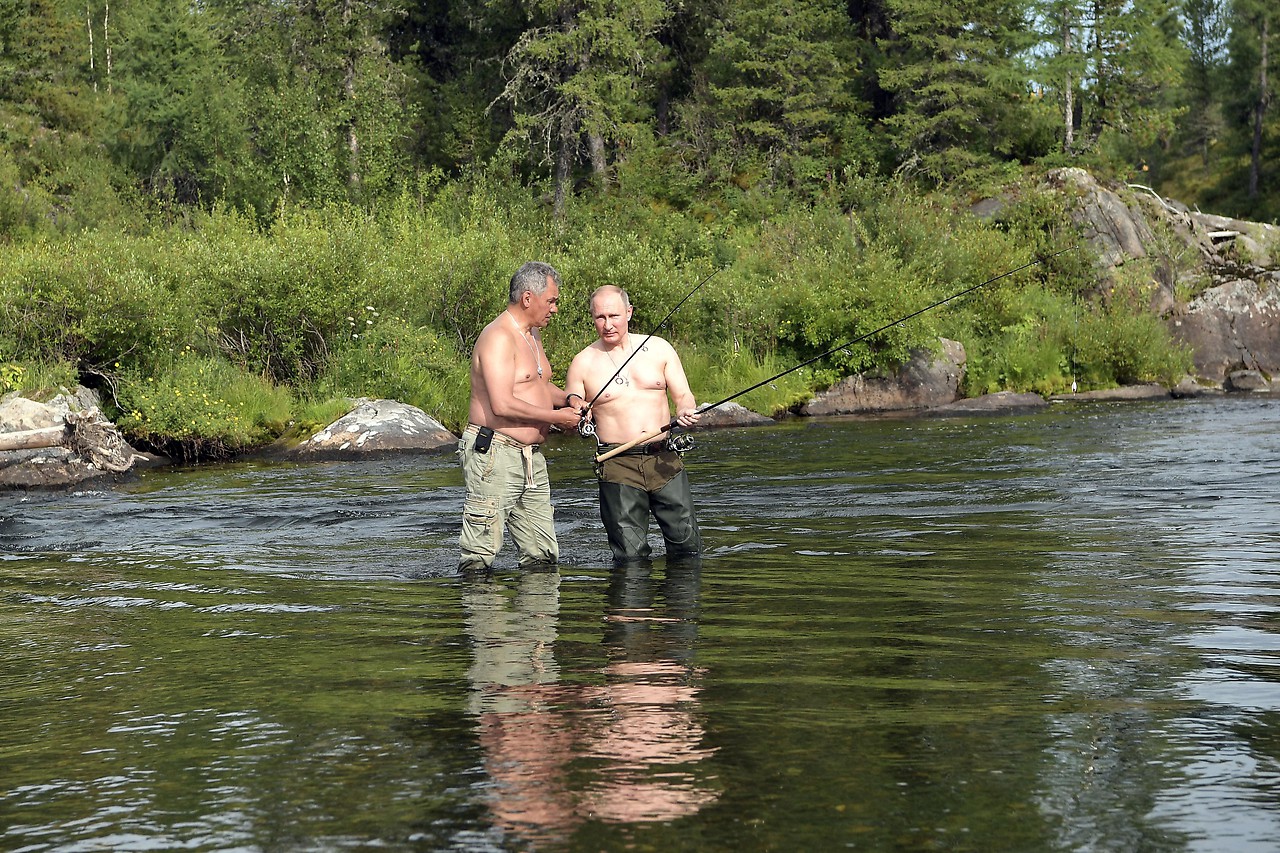The Hunting of Vladimir Putin and Sergey Shoigu, 2017