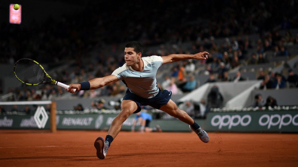 French Open 2022: Carlos Alcaraz beat Sebastian Korda with a stunning display in the Round of 16