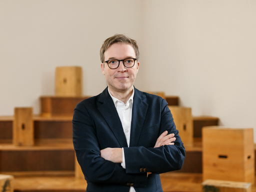 Re-election of Johann F.  Hartl is president of the Vienna Academy of Fine Arts