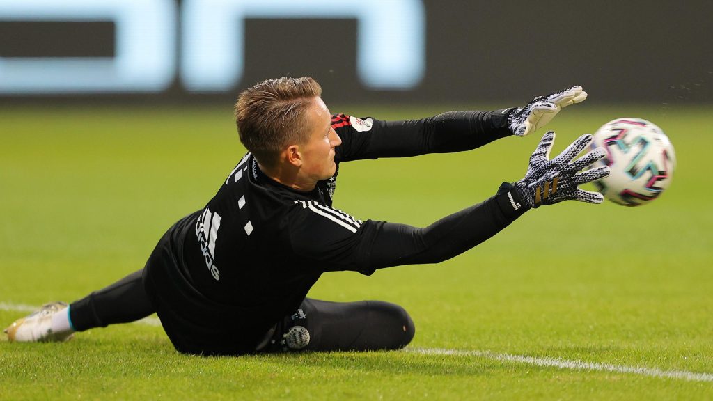 Bayern Munich: Goalkeepers Christian Fruchtel and Ron-Thorben Hoffmann leave record champions