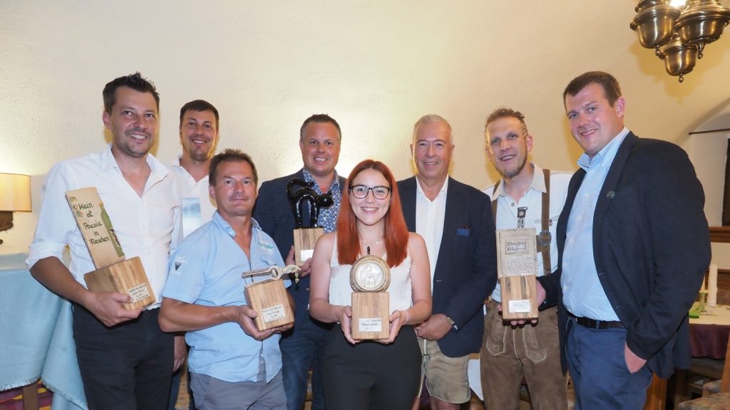 The cup awarded: Kamptal has a high density of quality wine growers