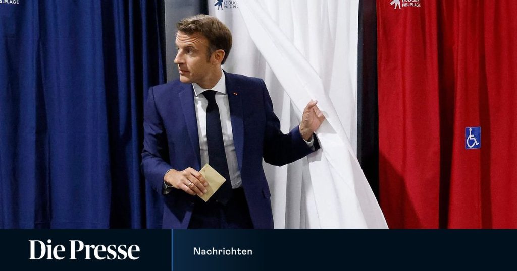 The prognosis: Macron aligned and left in the parliamentary elections on an equal footing