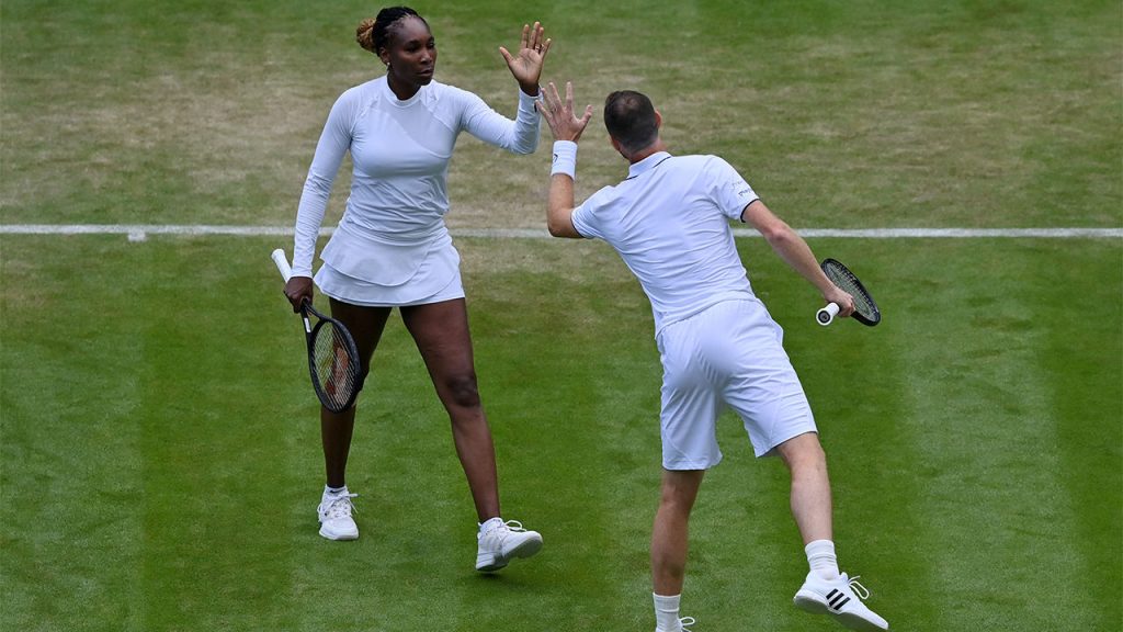 Successful mixed comeback of Venus Williams at Wimbledon - Athletic Mix
