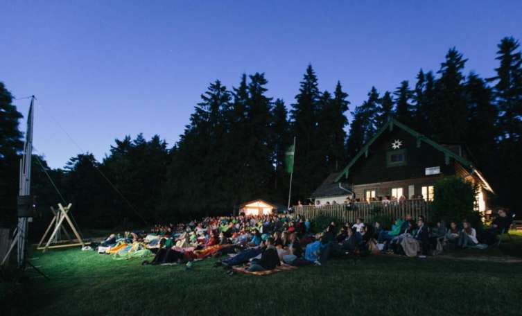 Countryside excitement to new beaches at Braunberg's summer cinema