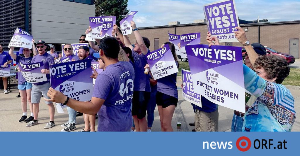Abortion law: Kansas votes on constitutional amendment