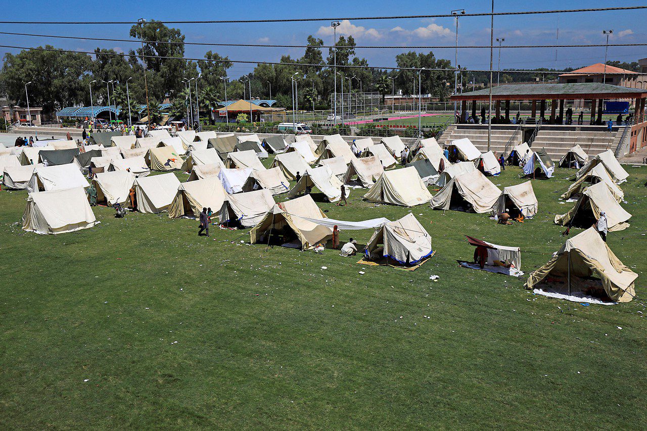 Emergency tents in Sharsada