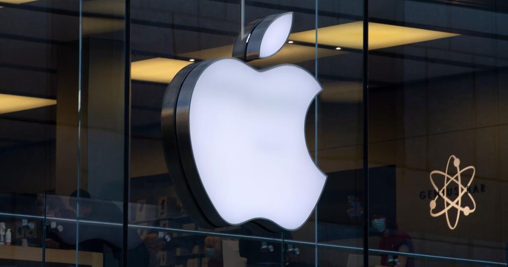 Apple fills vulnerabilities with software updates