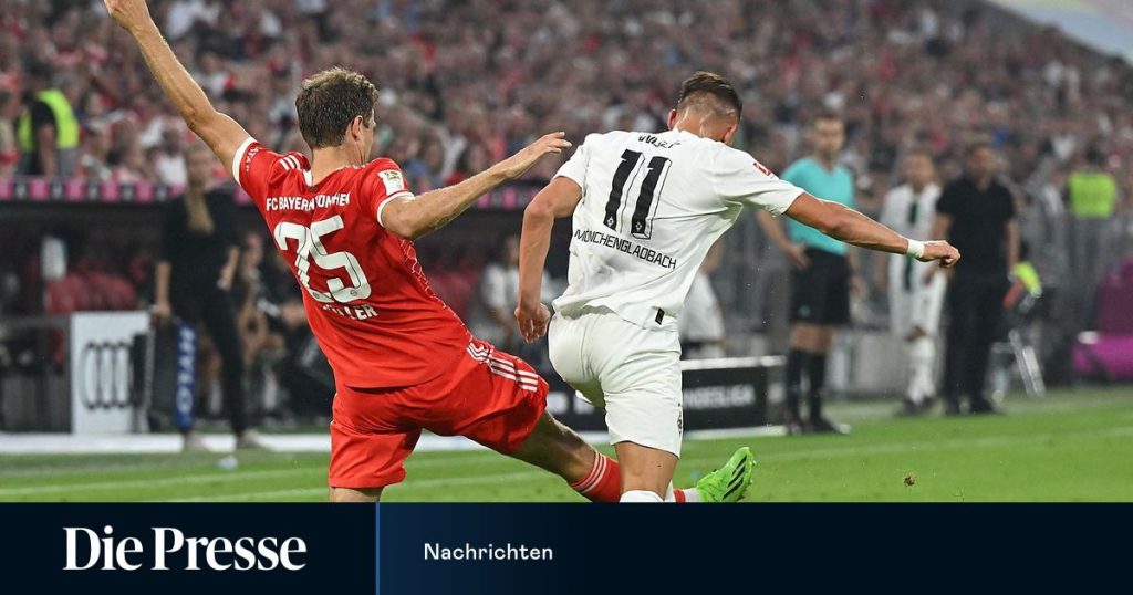 Gladbach battles a draw against Bayern Munich