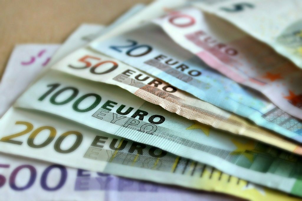 EU Commission: Real-time transfer required for banks in the EU