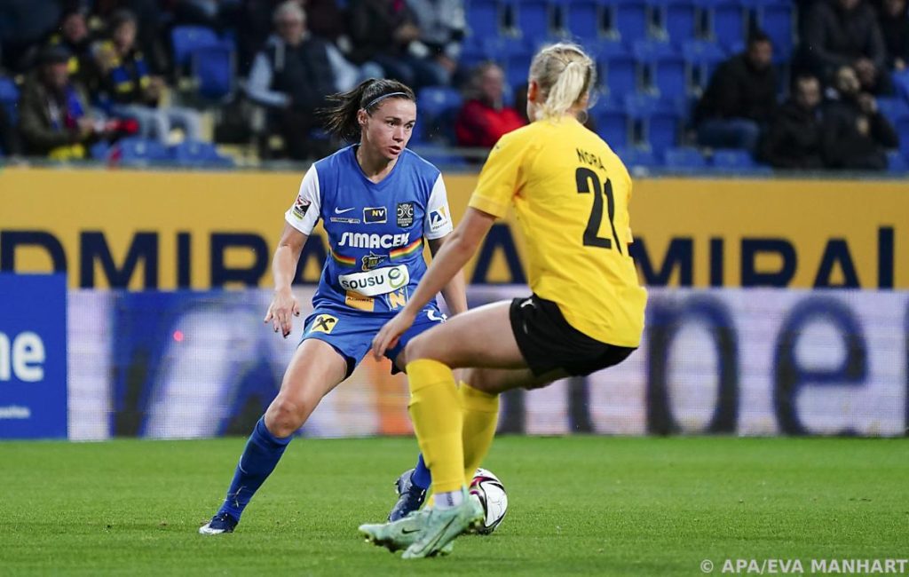 St. Polten beat Slavia Prague in the last minute 1-0 in the CL Women's Championship
