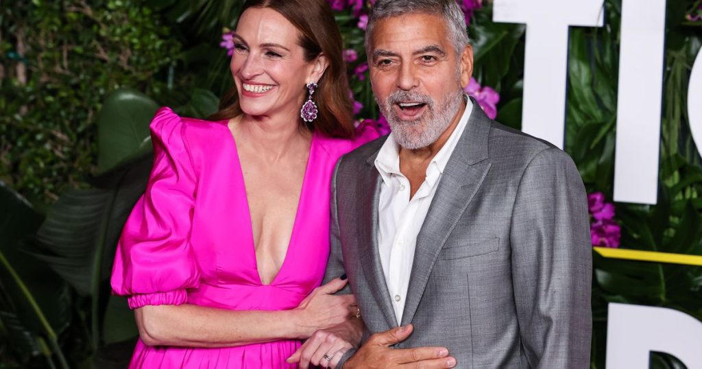 Julia Roberts: The actress wears a dress covered in George Clooney